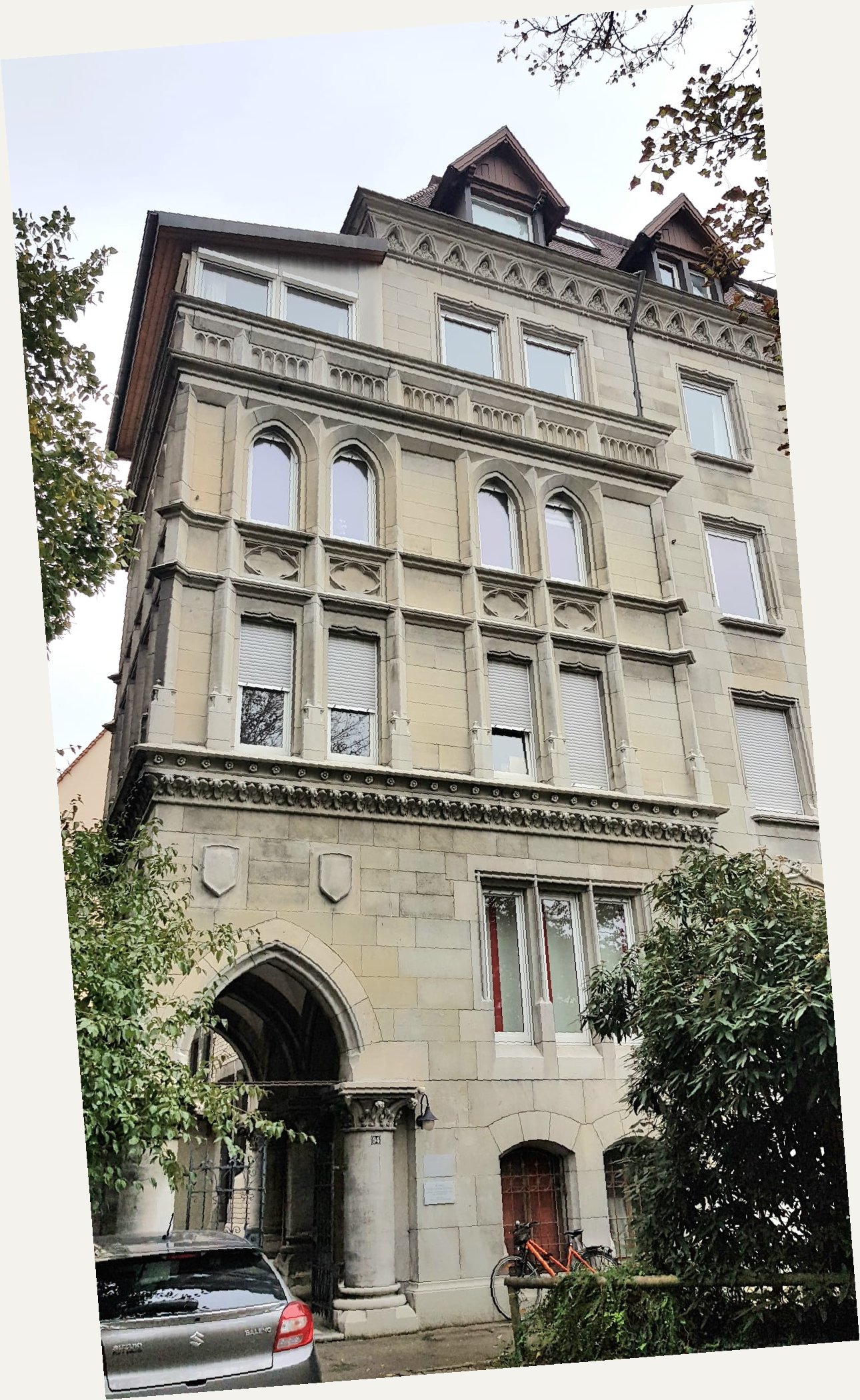 Praxisgebäude